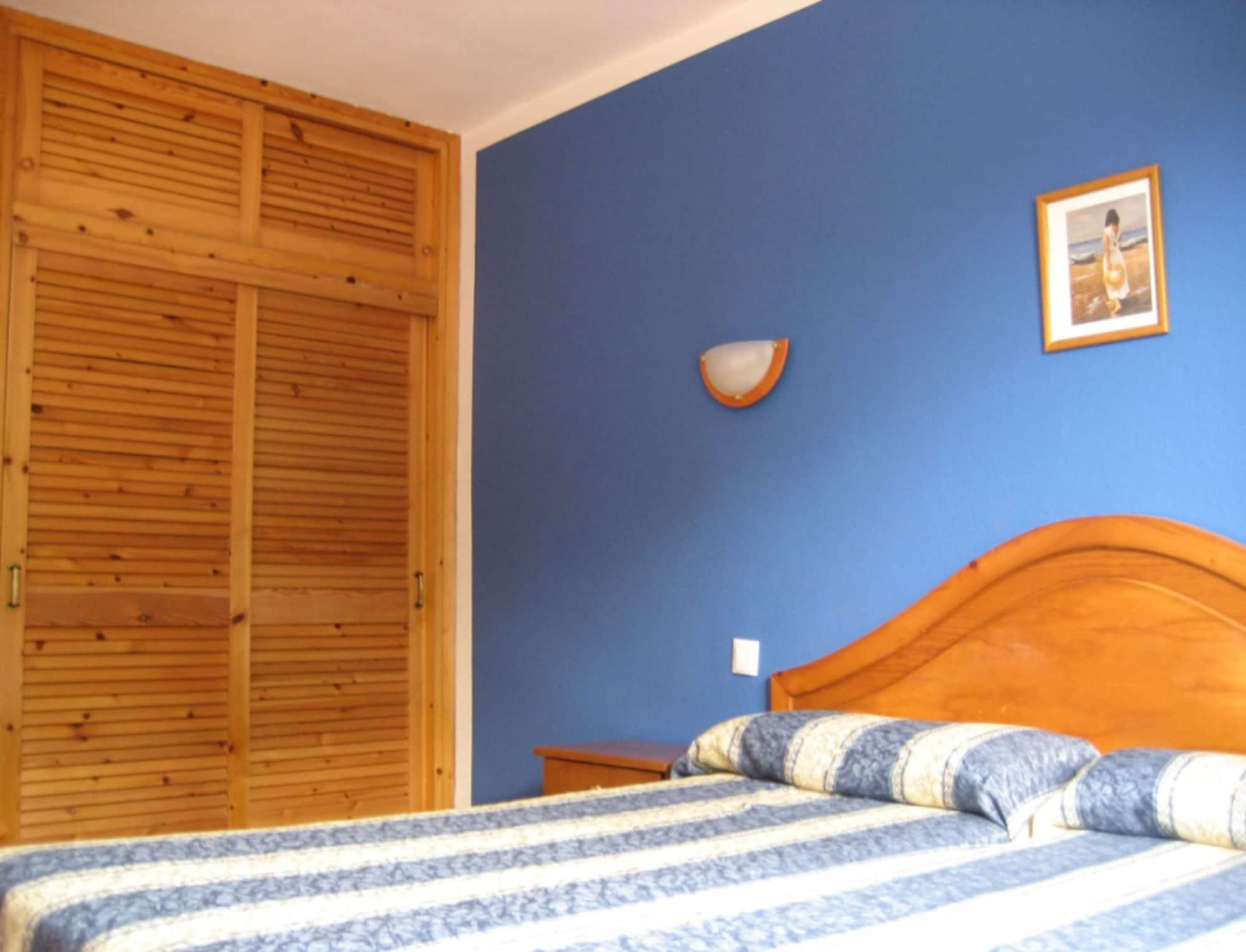 Apartamentos Vista Blanes Cala'N Blanes  Екстериор снимка